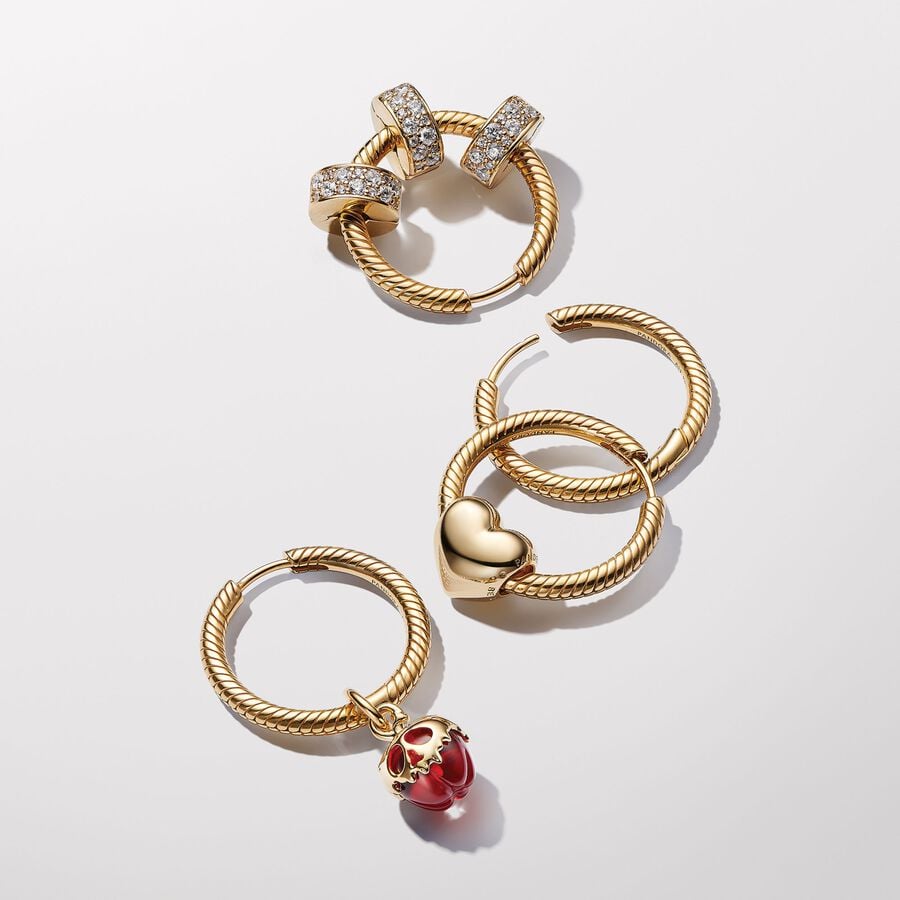 Disney x Pandora Villains Evil Queen Apple Dangle Charm