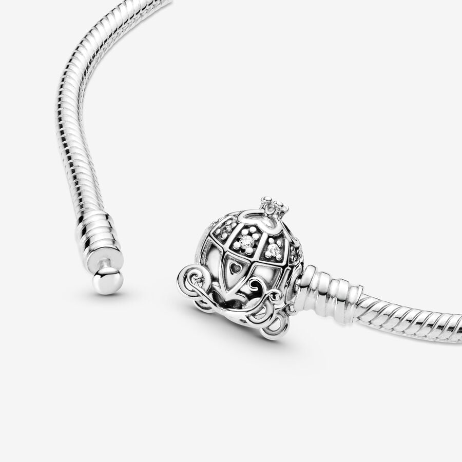 Disney x Pandora Cinderella Pumpkin Coach Clasp Pandora Moments Bracelet