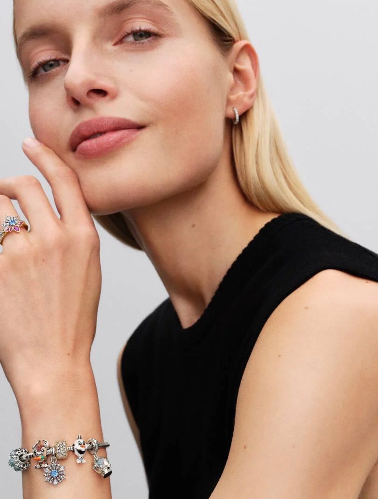 Frozen Queen Elsa Snowflake Dangle Charm